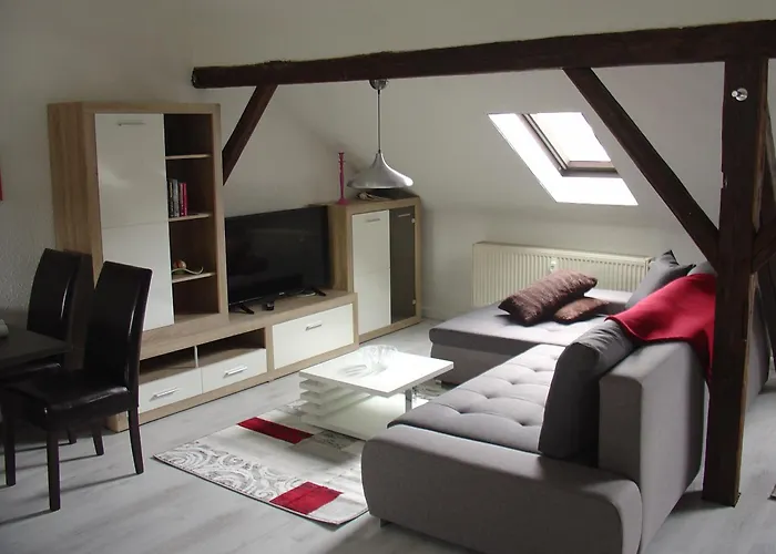 Apartment Pfortenerstraße 39 *